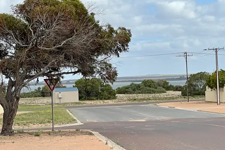 Fourth view of Homely house listing, 20 Thevenard Road, Thevenard SA 5690