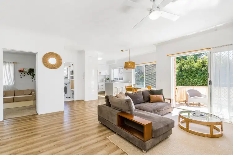 Main view of Homely unit listing, 2/11 Park Street, Tweed Heads NSW 2485