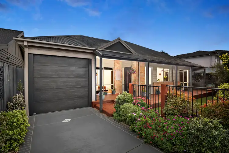 1/6 Beach Grove, Mornington VIC 3931