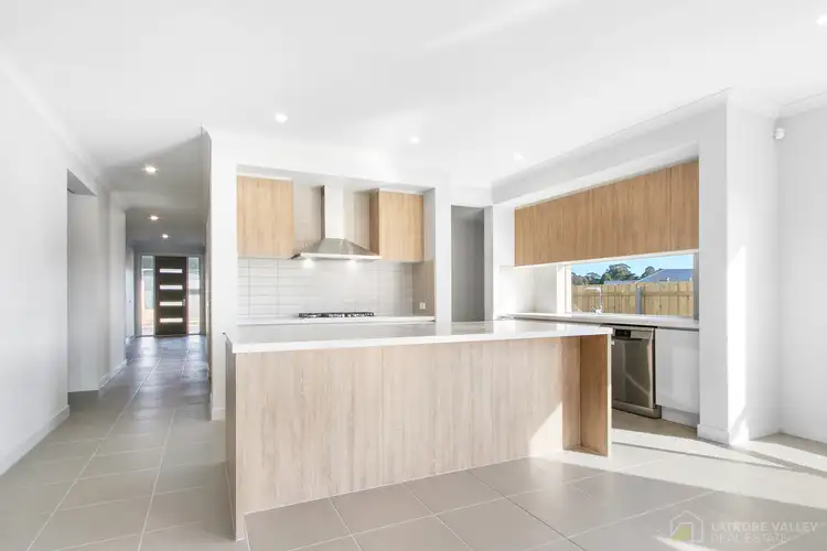 Sixth view of Homely house listing, 19 Chatswood Close, Glengarry VIC 3854