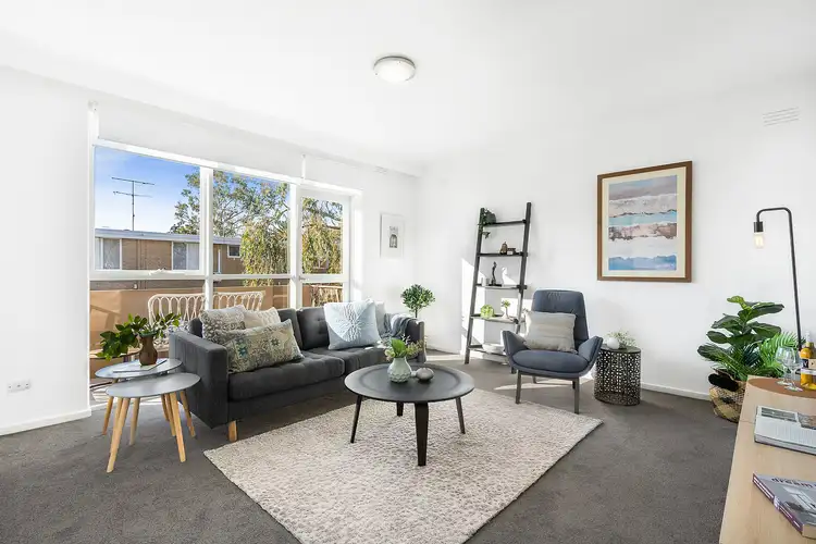 13/13 Lansdowne Road, St Kilda East VIC 3183