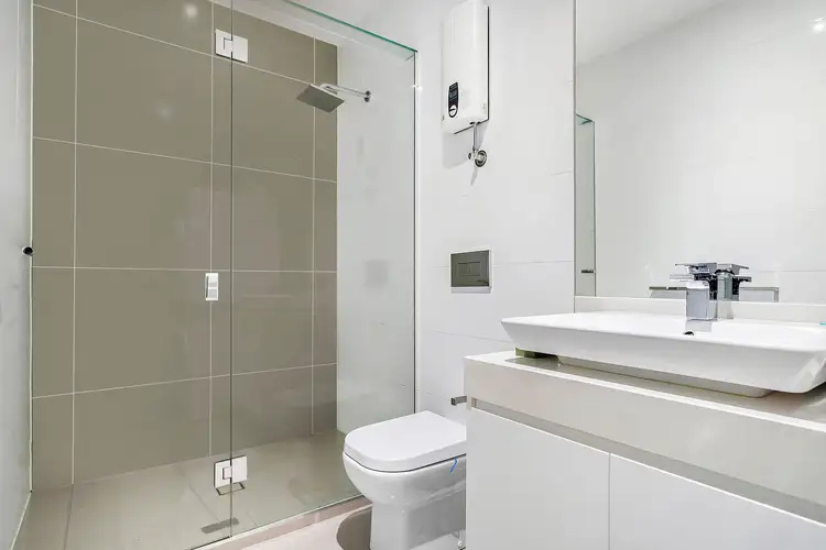 Fifth view of Homely apartment listing, 306/567-569 Glenferrie Road, Hawthorn VIC 3122