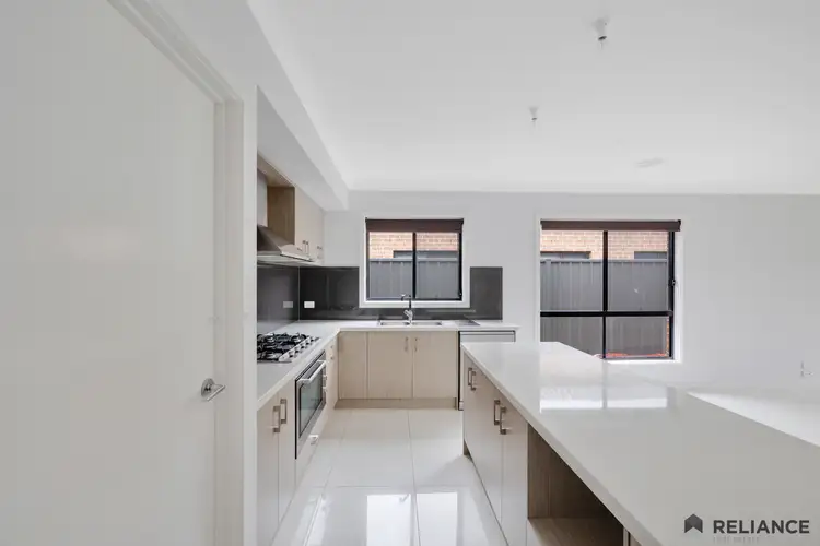 Fifth view of Homely house listing, 9 Diamantina Way, Cobblebank VIC 3338