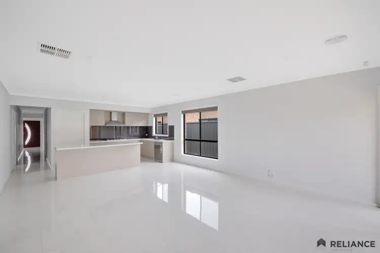 Seventh view of Homely house listing, 9 Diamantina Way, Cobblebank VIC 3338