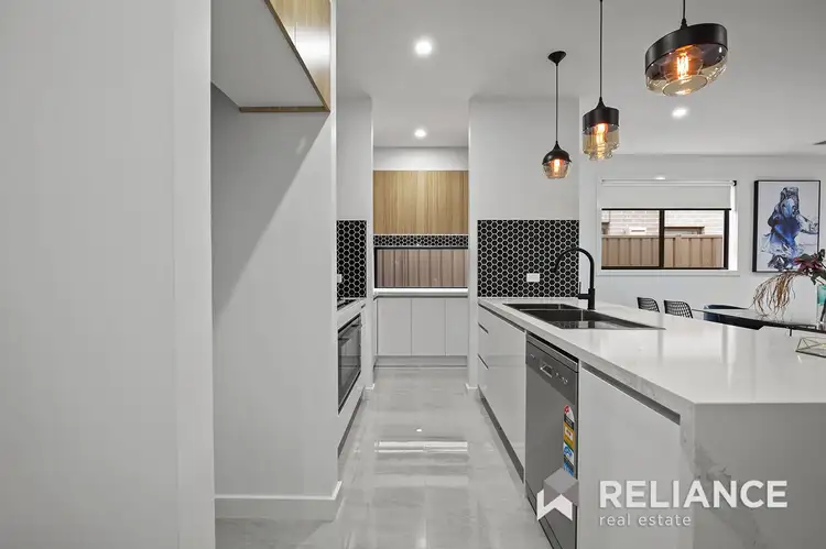 Fifth view of Homely house listing, 16 Slate Way, Cobblebank VIC 3338