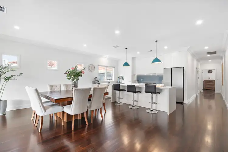 Fifth view of Homely house listing, 7 Swinden Avenue, Cheltenham VIC 3192