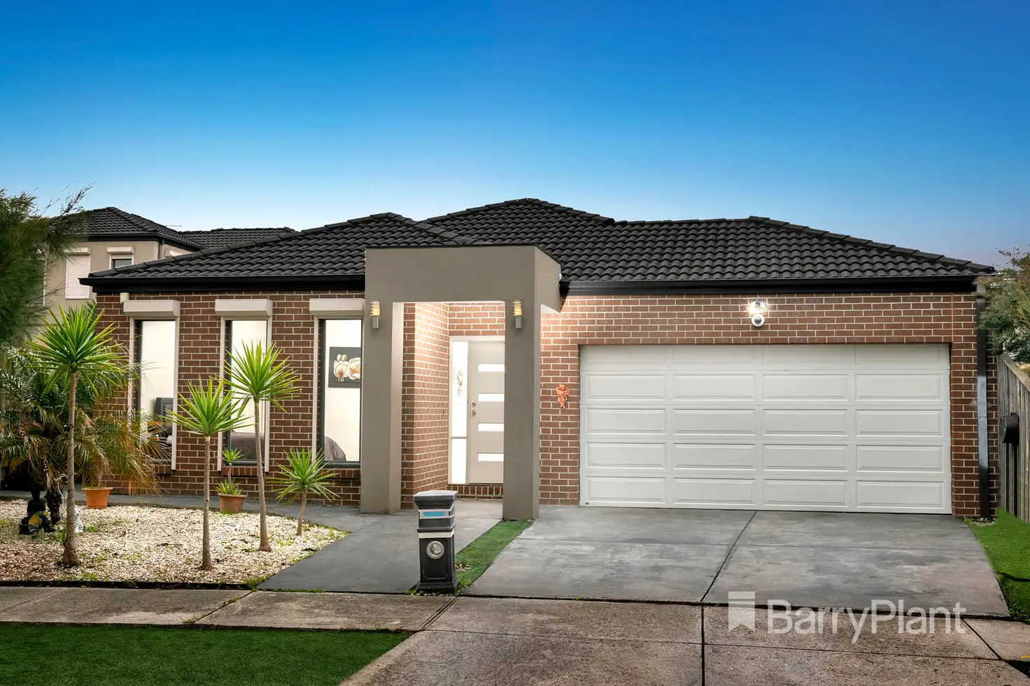 Main view of Homely house listing, 11 Kumara Circuit, South Morang VIC 3752