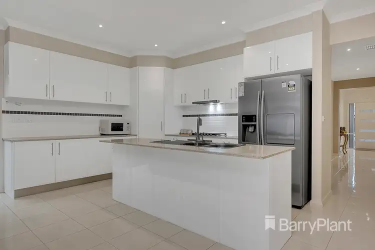 Fifth view of Homely house listing, 11 Kumara Circuit, South Morang VIC 3752