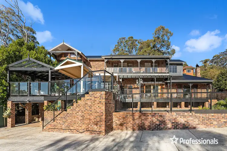834 Henry Lawson Drive, Picnic Point NSW 2213