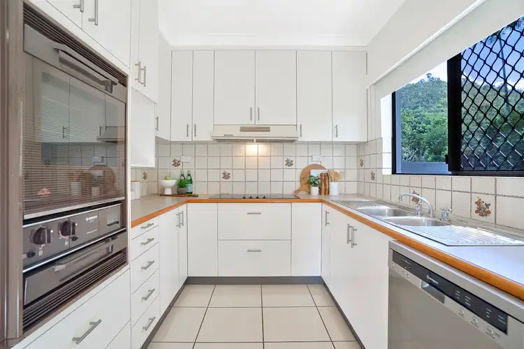 Fifth view of Homely house listing, 3 Neeve Close, Whitfield QLD 4870