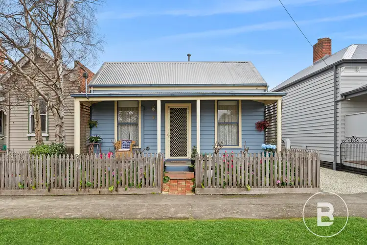 6 Seymour Crescent, Soldiers Hill VIC 3350