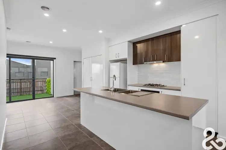 Third view of Homely townhouse listing, 1017 Edgars Road, Wollert VIC 3750
