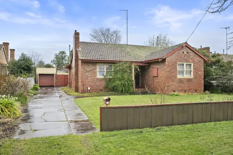 12 Winter Street, Newington VIC 3350