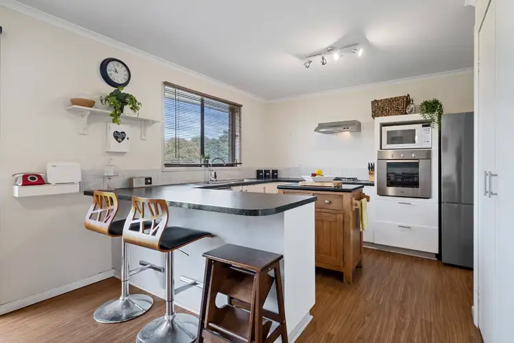 Sixth view of Homely house listing, 6 Magellan Crescent, Kangaroo Flat VIC 3555