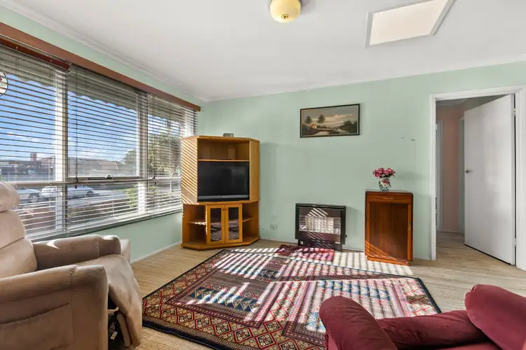 Second view of Homely unit listing, 2/2 York Street, Bonbeach VIC 3196