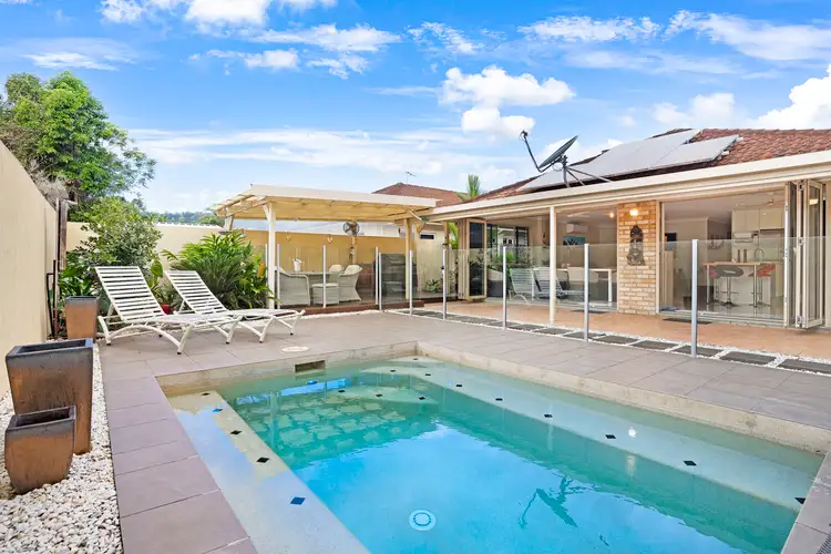 10 Opaline Close, Brinsmead QLD 4870