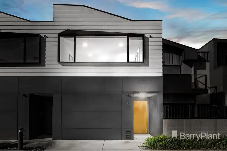 Main view of Homely townhouse listing, 21 Sharp Circuit, Mill Park VIC 3082