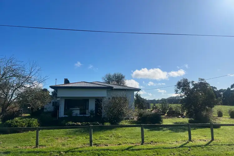 415 Settlement Road, Swan Marsh VIC 3249
