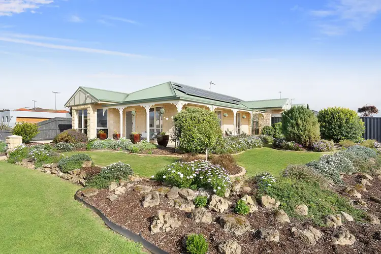 Second view of Homely house listing, 19 Waugh Court, Leopold VIC 3224