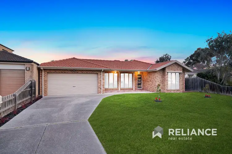 17 Lewiston Drive, Point Cook VIC 3030