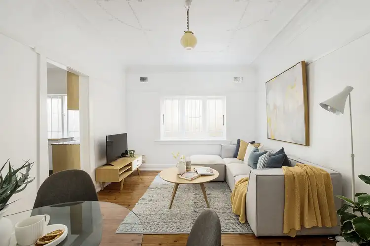 2/15a Searl Street, Petersham NSW 2049