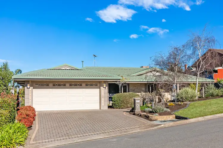 6 Fielders Way, Hallett Cove SA 5158