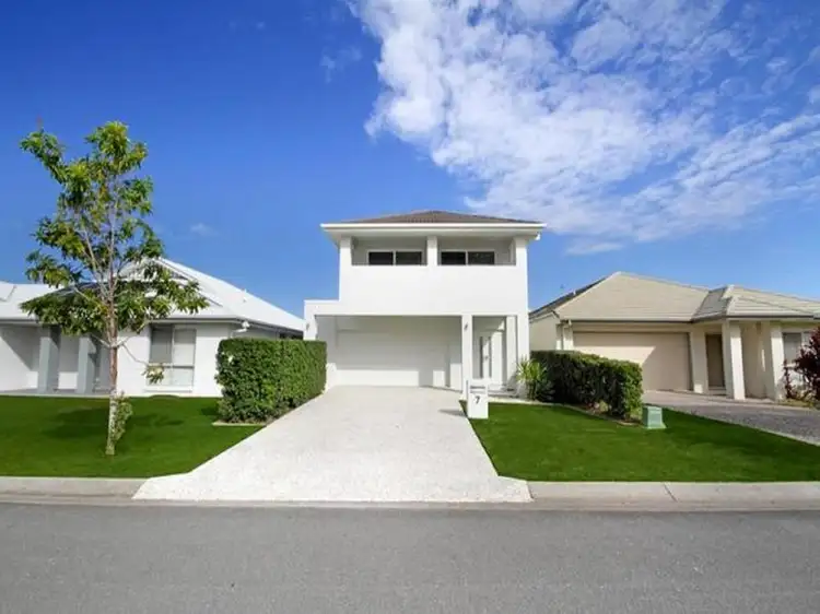 7 Wilkiea Street