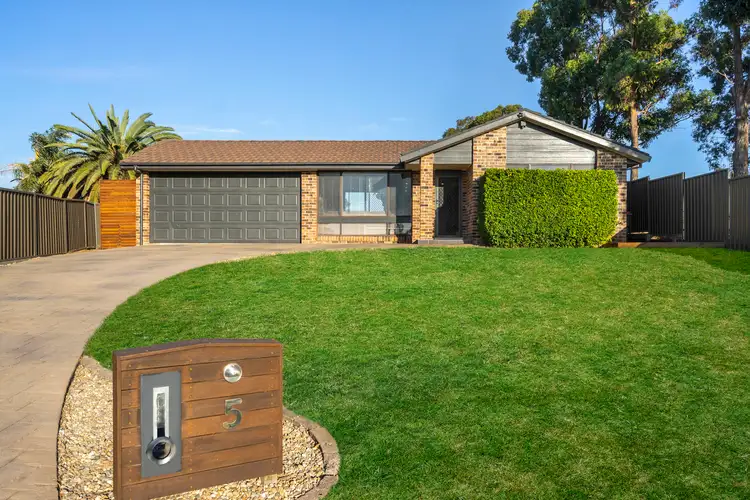 5 Piper Place, Minchinbury NSW 2770