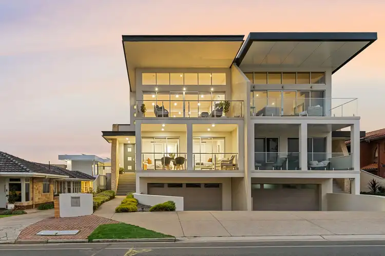 14 Patawalonga Frontage, Glenelg North SA 5045