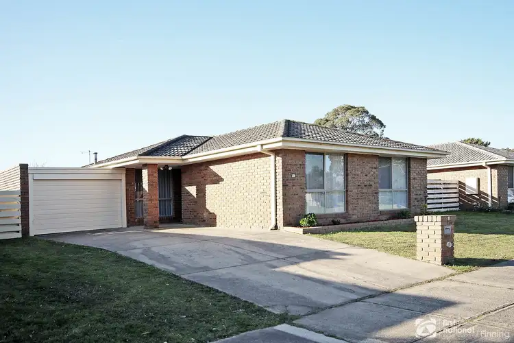 2/1 Wills Court, Cranbourne North VIC 3977