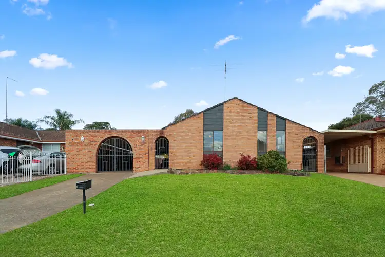 6 Feather Street, St Clair NSW 2759