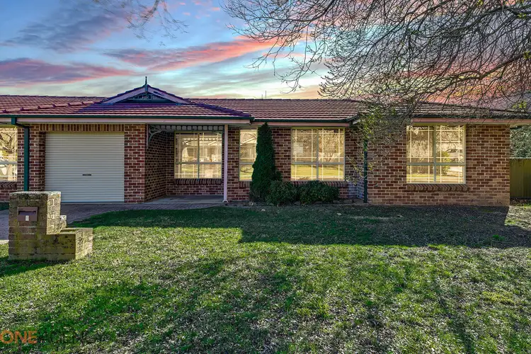 2/139 Sieben Drive
