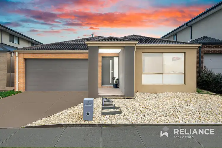 3 Bensonhurst Parade, Point Cook VIC 3030