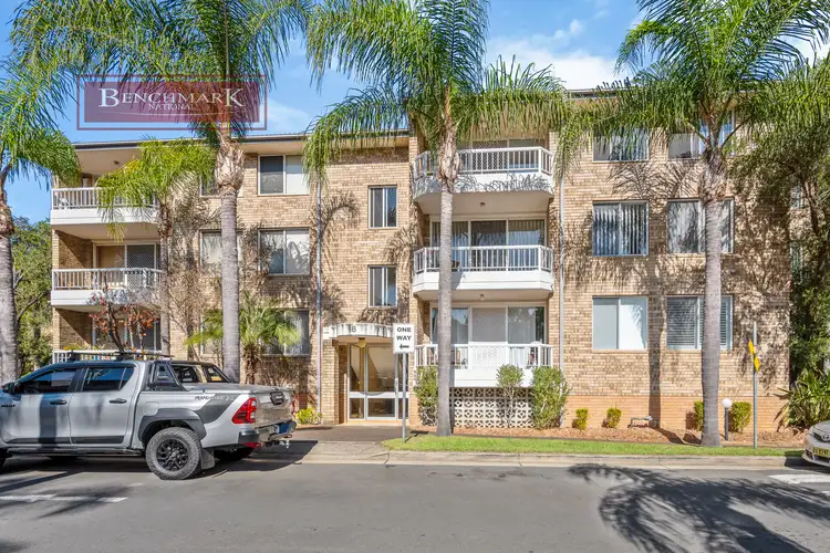28/8 Mead Drive, Chipping Norton NSW 2170