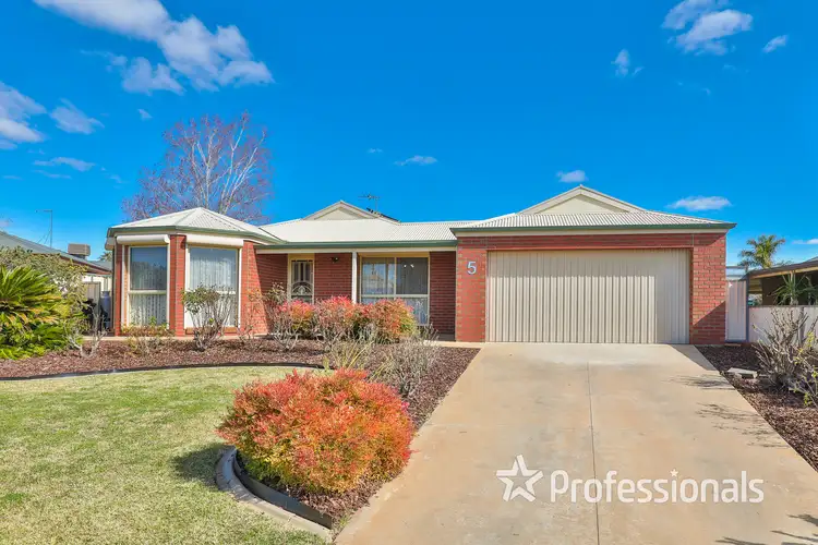 5 Cupper Grove, Merbein VIC 3505