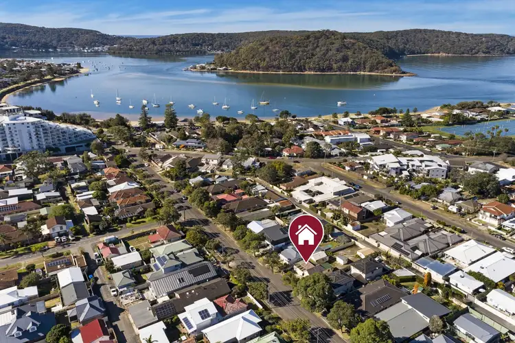 30 Beach Street, Ettalong Beach NSW 2257