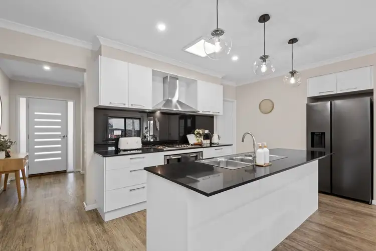 Second view of Homely house listing, 3/12 Heinz Street, White Hills VIC 3550