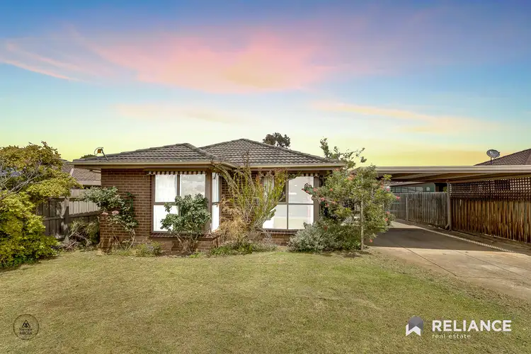 6 Esta Street, Melton VIC 3337