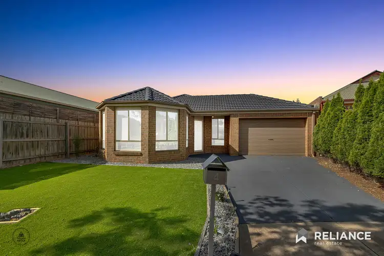 4 Manor Place, Melton VIC 3337