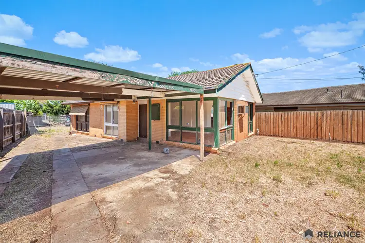 53 Falcon Drive, Melton VIC 3337