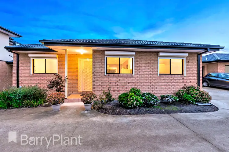 2/6-8 Glendenning Street, St Albans VIC 3021