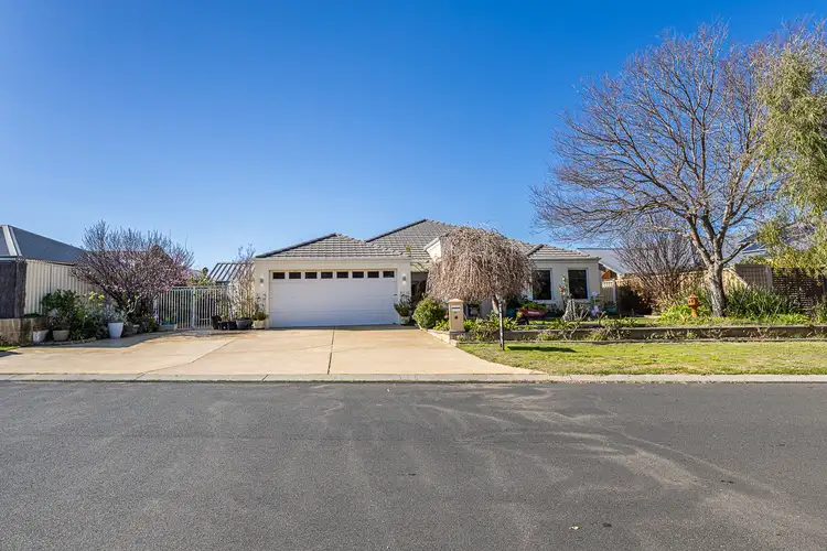 27 Nicolay Approach, Dalyellup WA 6230