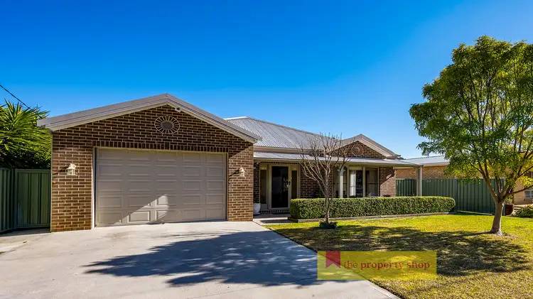 16 Robertson Street, Mudgee NSW 2850