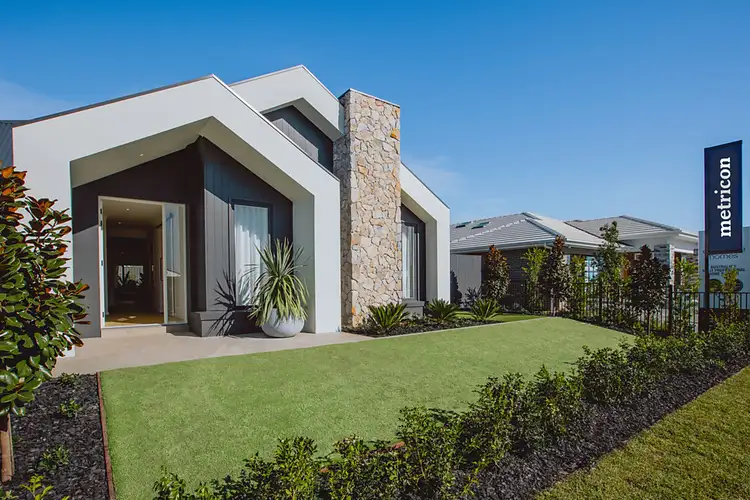Second view of Homely house listing, 8 Tillage Drive, Lochinvar NSW 2321