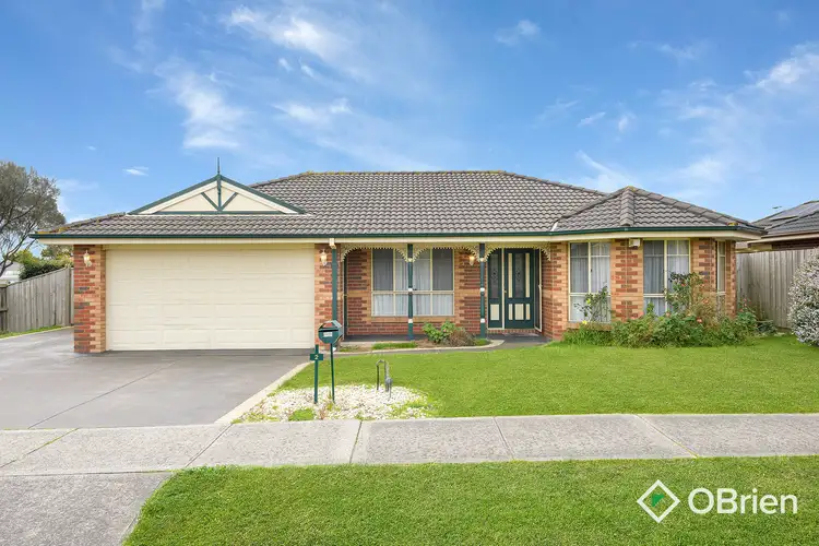 2 Wicklow Drive, Cranbourne VIC 3977