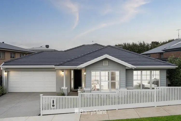 27 Woolondoon Drive, Highton VIC 3216
