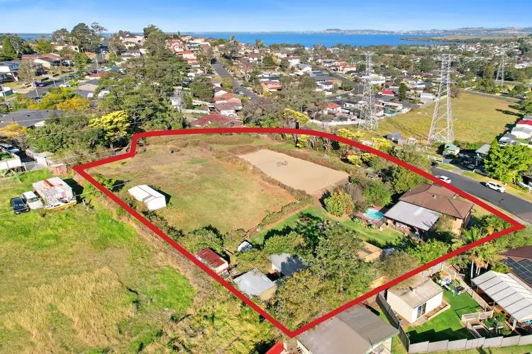 30 Kathryn Street, Kanahooka NSW 2530