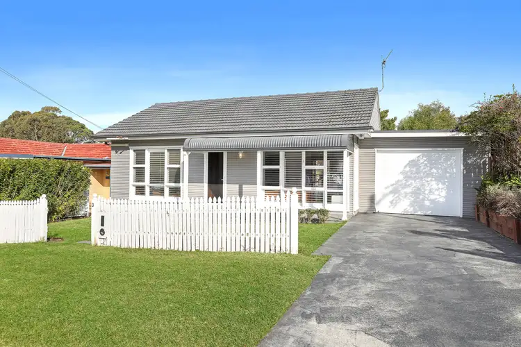 3 Weekes Street, Balgownie NSW 2519