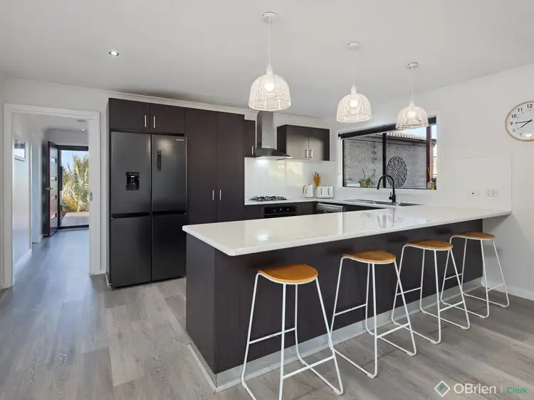 Sixth view of Homely house listing, 5 Paulan Court, Warragul VIC 3820