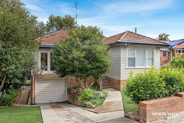 16 Claremont Avenue, Adamstown Heights NSW 2289